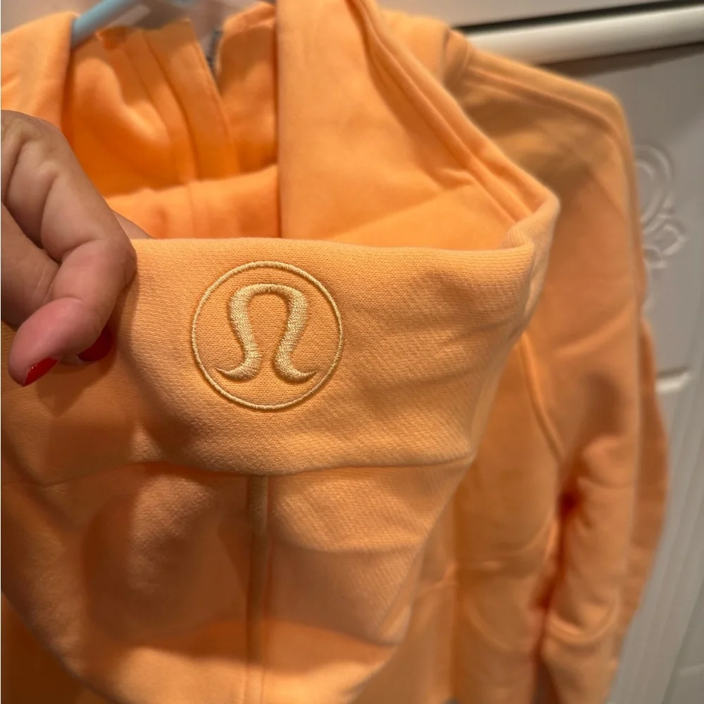 Lululemon Athletica x peloton Orange/peachy hoodie. NWT - Picture 3 of 6